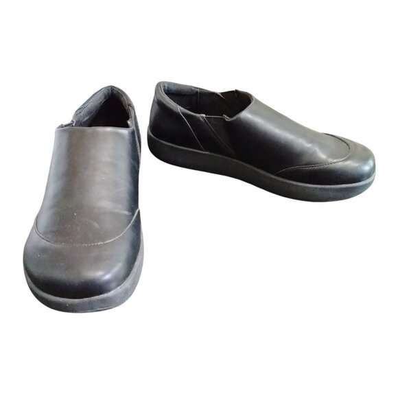 Amazon Essentials Womens Size 12 Service Slip On Design Shoes Non-Slip Sole - Picture 3 of 13